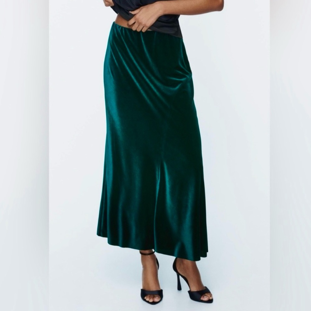Zara Teal Emerald Green Velvet Midi Skirt Small